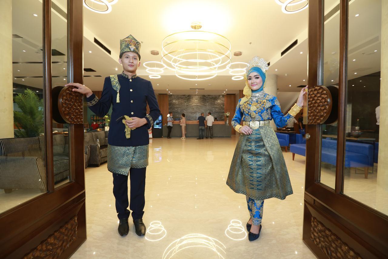 Kyriad Hotel Muraya Aceh Banda Aceh Exterior foto
